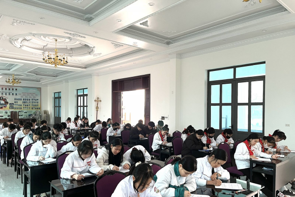 Các cụm học Giáo lý viên của Giáo phận bắt đầu tổ chức thi khảo sát học kỳ I niên học 2024 – 2025