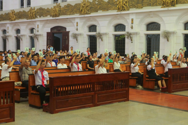 Giáo xứ Chính Tòa Thái Bình hăng say học hỏi Tin Mừng theo Thánh Lu-ca
