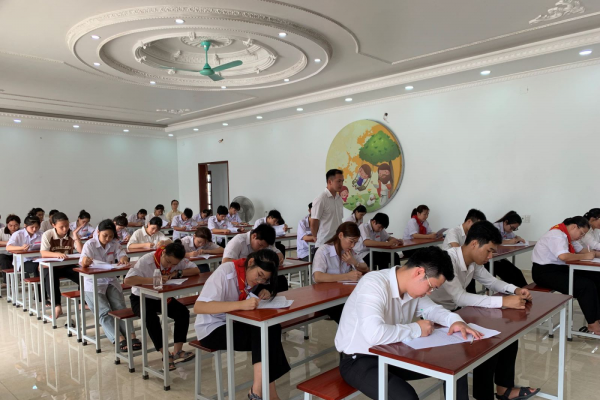 GP. Thái Bình: 1246 học viên thuộc 29 lớp Huấn luyện Giáo lý viên cấp 1 tham gia Kỳ thi kết thúc khóa học