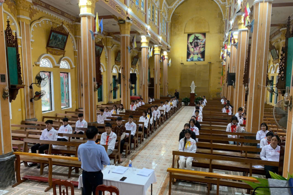 Các lớp Huấn luyện Giáo lý viên tại Giáo phận Thái Bình thi kết thúc kỳ I - Năm học 2025-2026
